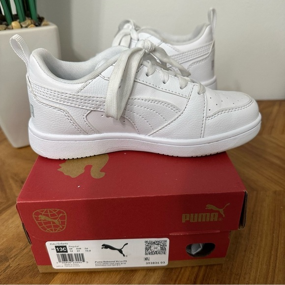 Puma Rebound V6 Sneakers SZ 13C White Lace Up Cheerleading Activewear EUC - Picture 7 of 8